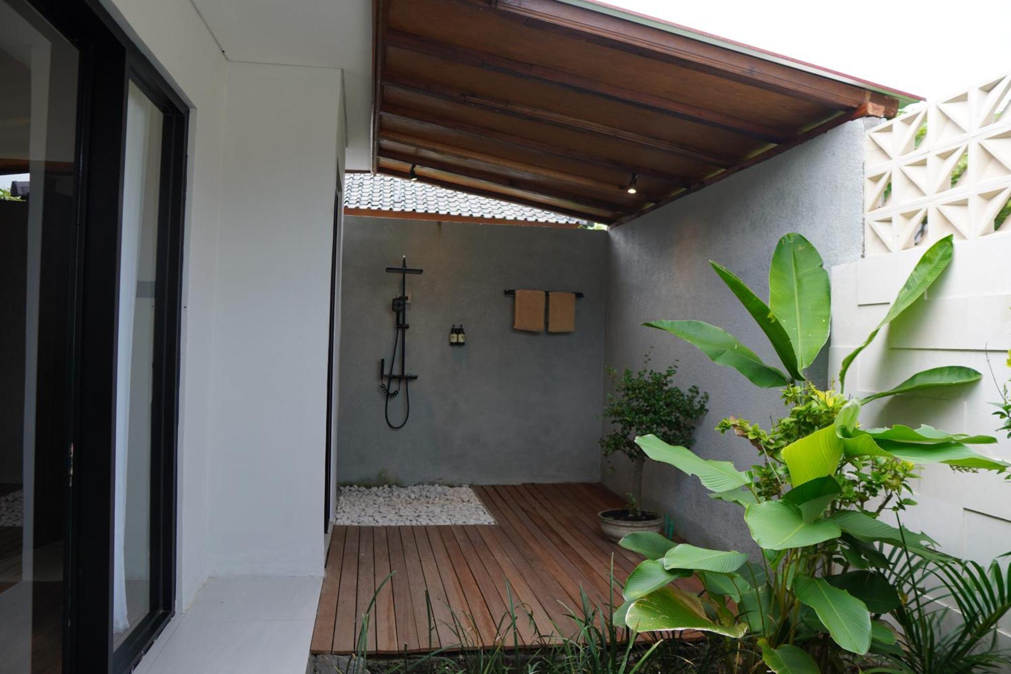 Lovina Haven Boutique Resort Esterno foto